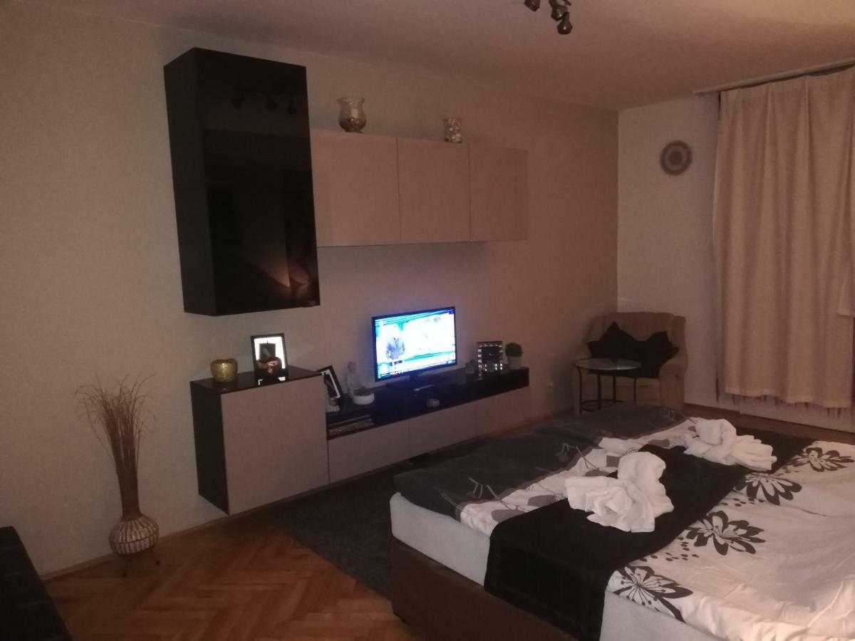 Heni Apartman Nagykanizsa Exterior photo